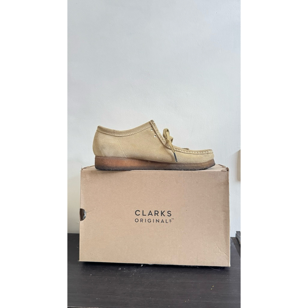 Clarks Wallabee