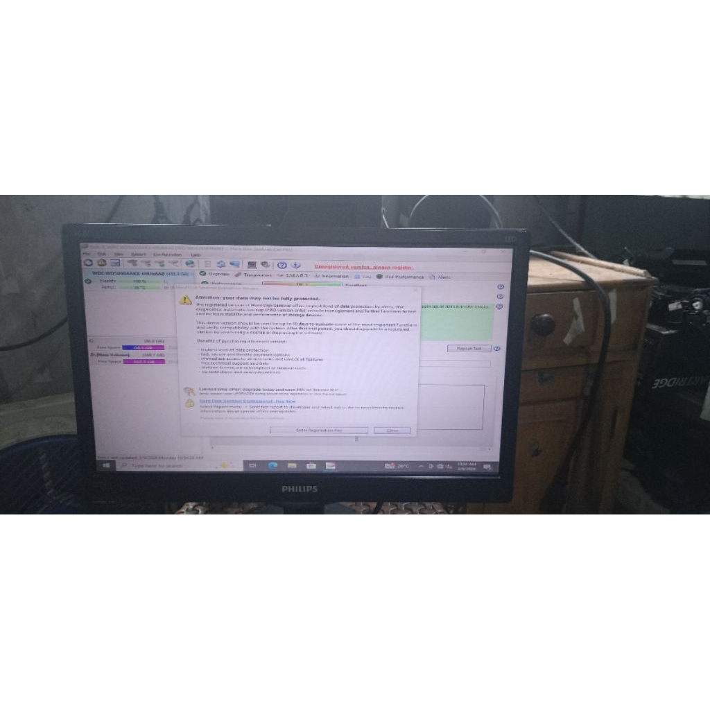 led monitor 16'' your  pc merek Philip used normal