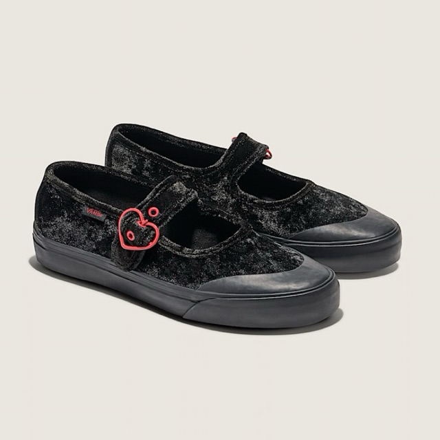 Vans Mary Jane shoe - Hearts Black/Red