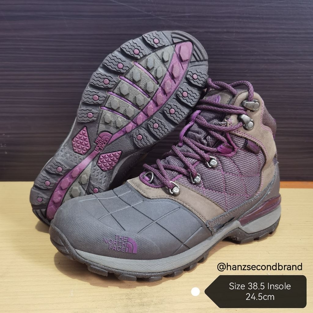 Sepatu Gunung Primaloft 38.5
