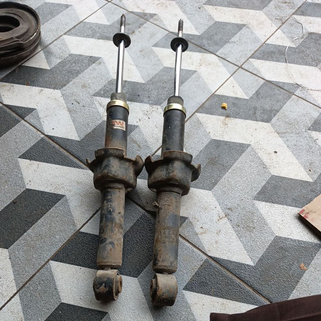 shock belakang honda civic genio sepasang