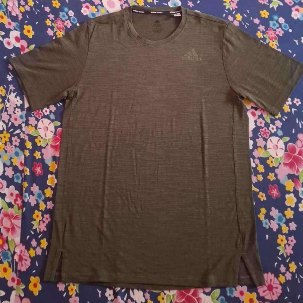 Kaos T-shirt Adidas Training City Elevated Pria Original Hijau Bekas Preloved Second