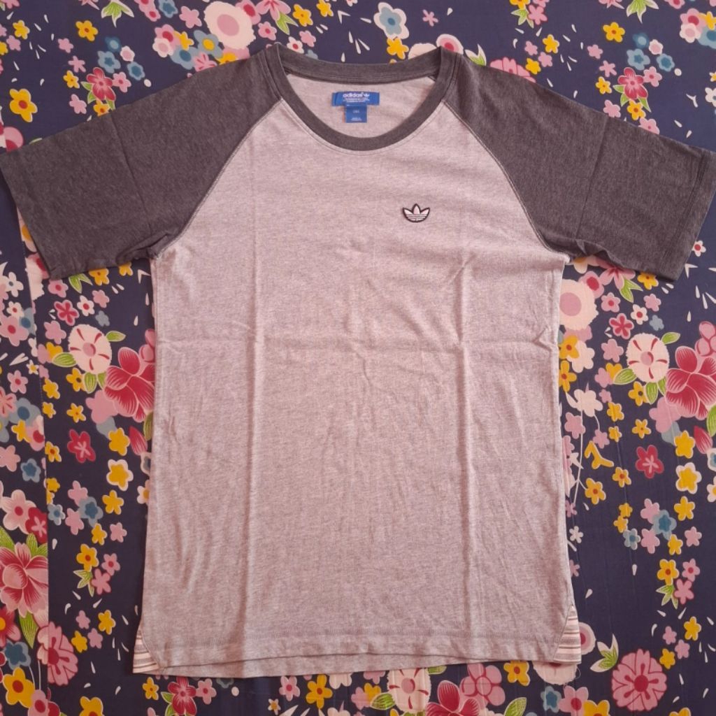 Kaos T-shirt Adidas 2 Tones Original Pria Bekas Preloved Second