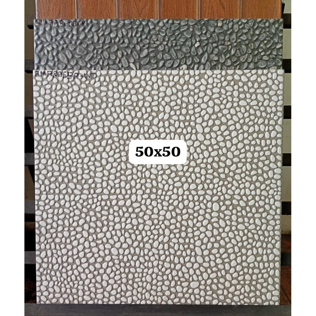Keramik lantai Mulia 50x50cm teras/carport Amarosa