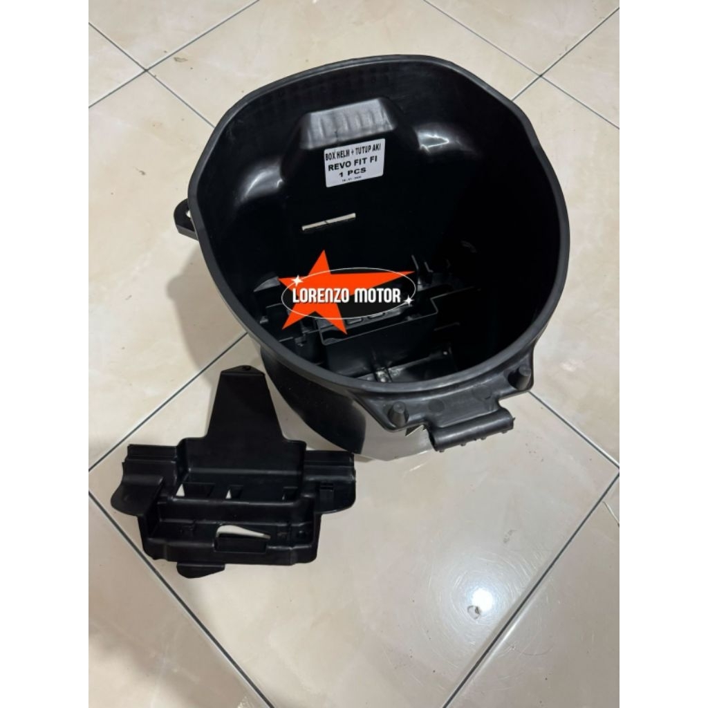 BOX HELM BAGASI REVO FIT FI INJEKSI PLUS TUTU AKI TEBAL