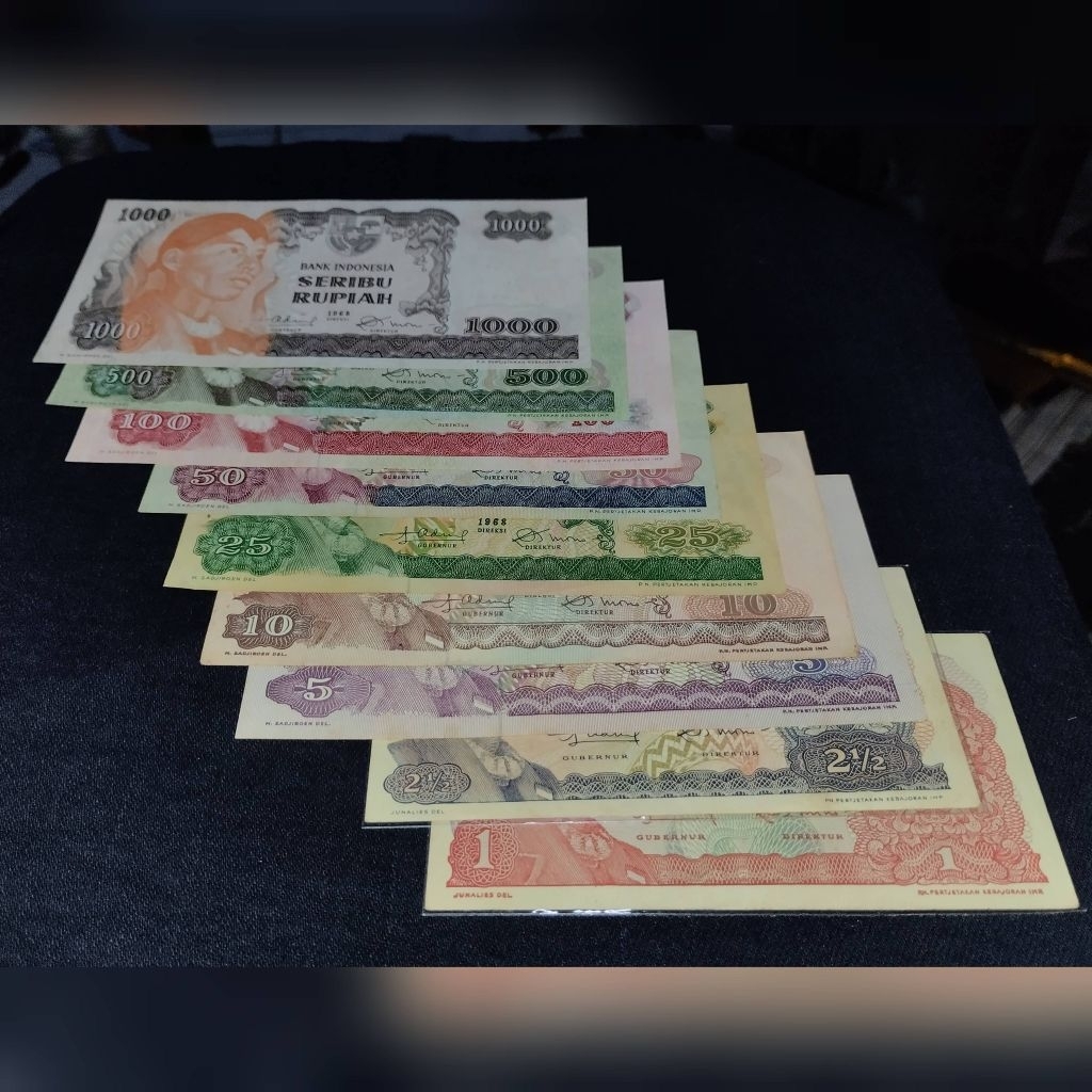 uang kuno 1 set 9 lembar seri jendral Sudirman