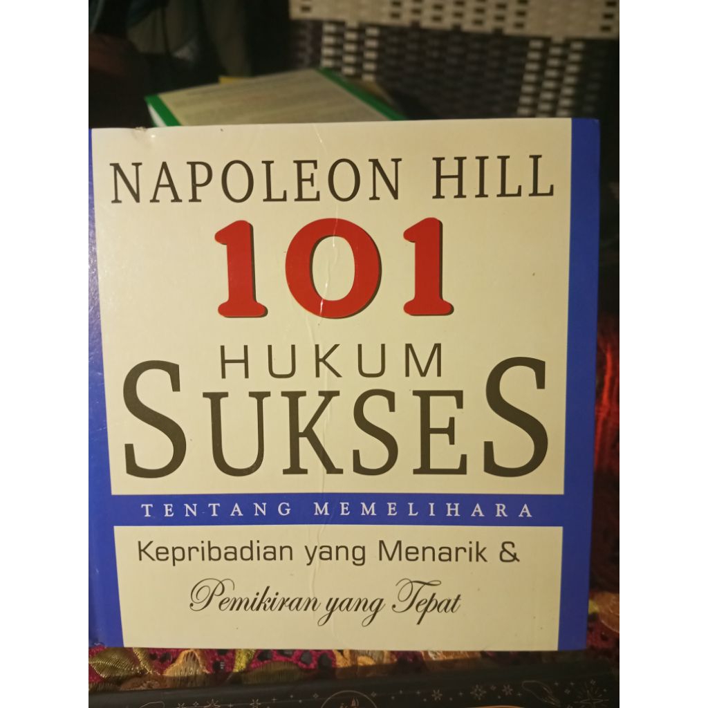 BUKU NAPOLEON HILL
