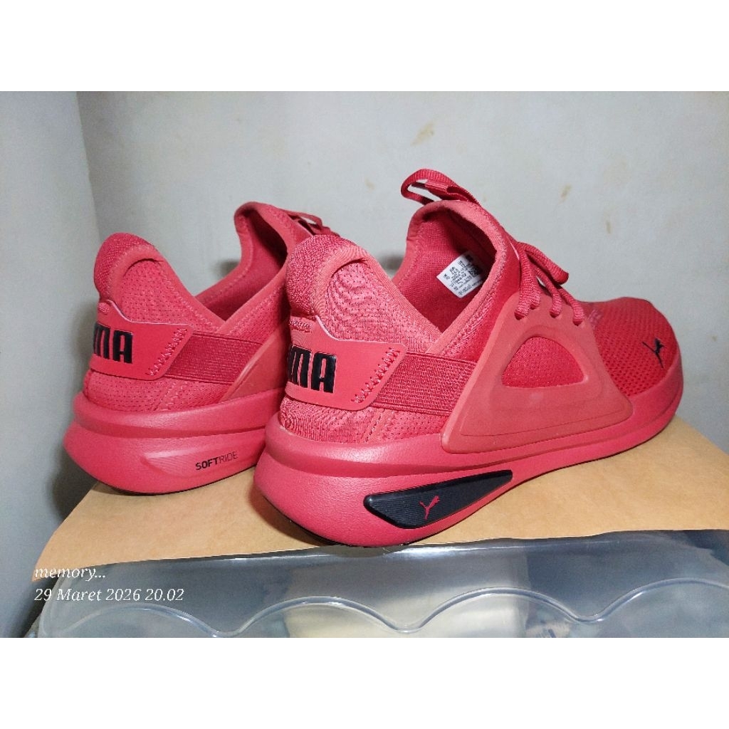 Sepatu Sneakers Puma Softride Enzo 5 Second Masih Bagus
