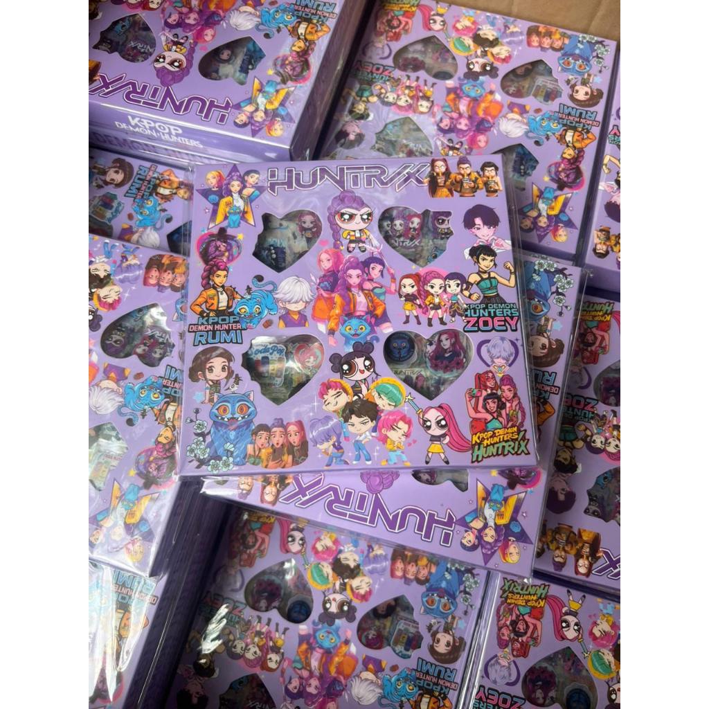 Sticker Lucu 2D Sanrio KUROMI Isi 100 Lembar Viral Mainan Stiker Isi 100/Mainan Stiker Lucu/Stiker B