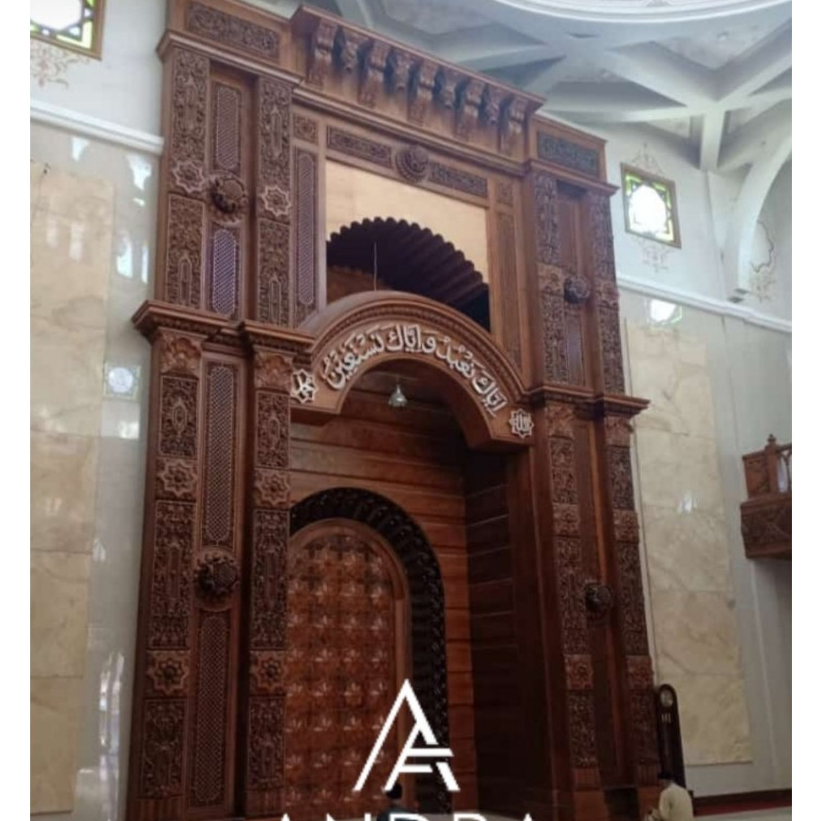 mihrab masjid, mihrob mimbar masjid nempel dinding kayu jati