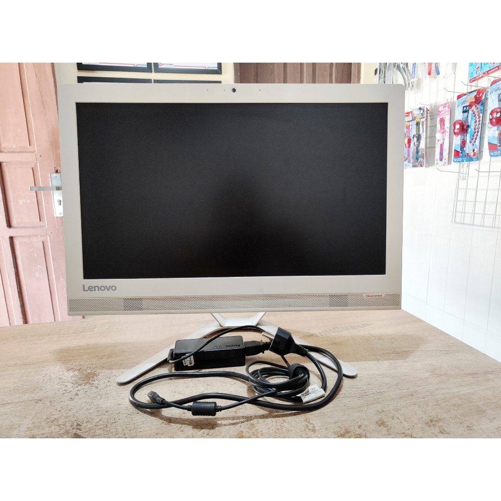 PC AIO Lenovo IdeaCentre 300-20ISH Intel Core i3 6100T RAM 8GB HDD 500GB Kondisi Bekas Minus Layar