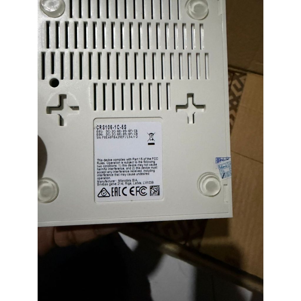 mikrotik CRS106-1C-5S