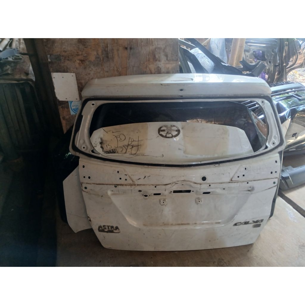Pintu bagasi calya sigra copotan