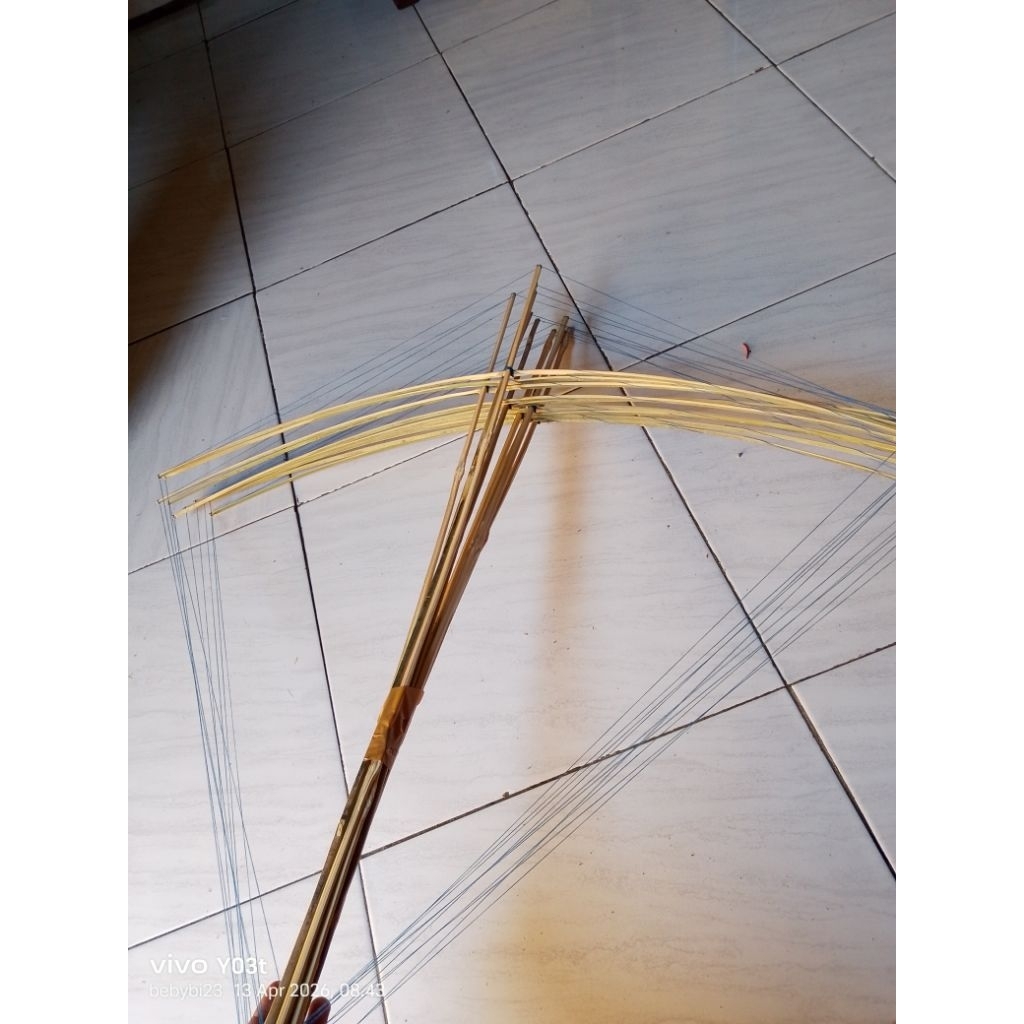 RANGKA LAYANGAN