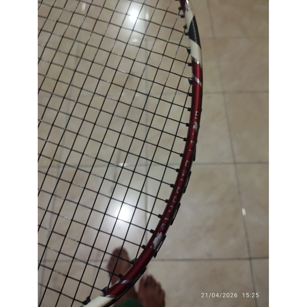 Raket flypower tornado 800 bekas 93% lecet pemakaian