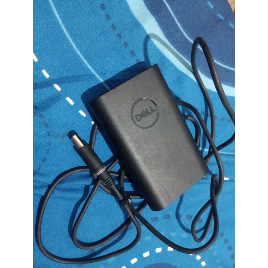 charger cas Adaptor laptop Dell colokan besar