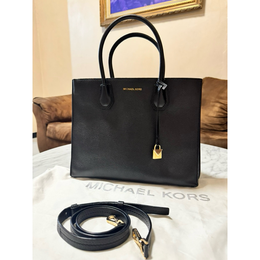 Preloved Michael Kors Mercer Large Accordion Tote Bag