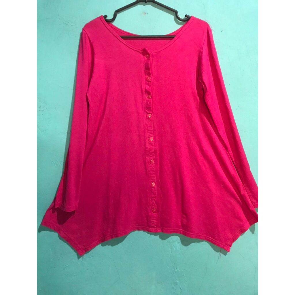 Blouse Kaos Lengan Panjang Kancing Aktif Pink Fanta