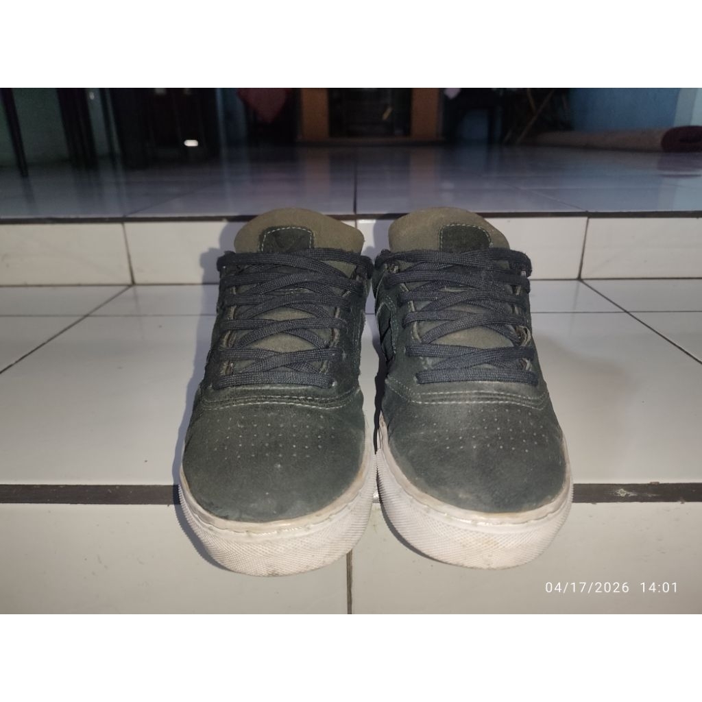 Sepatu Skateboard Emerica Reynolds 3