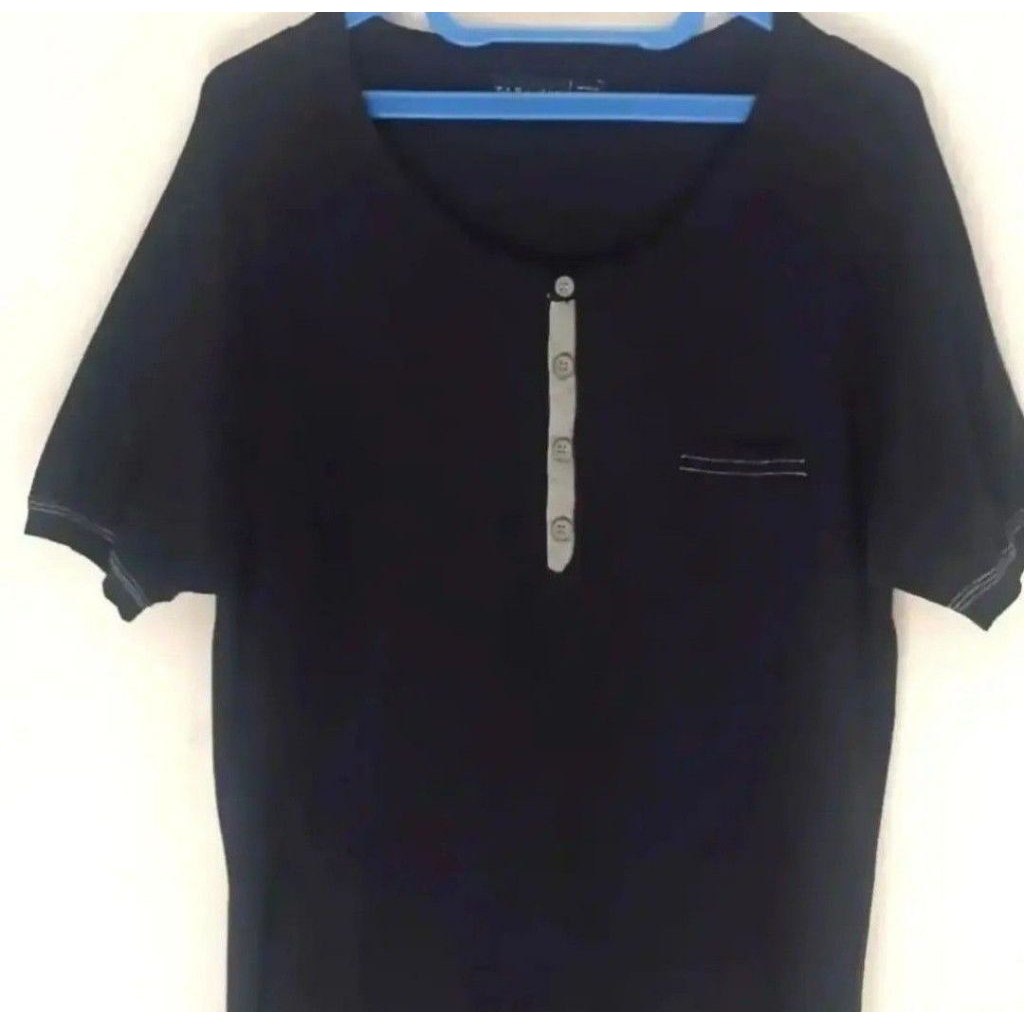 Kaos Sweater Pria. Merk Zara Man