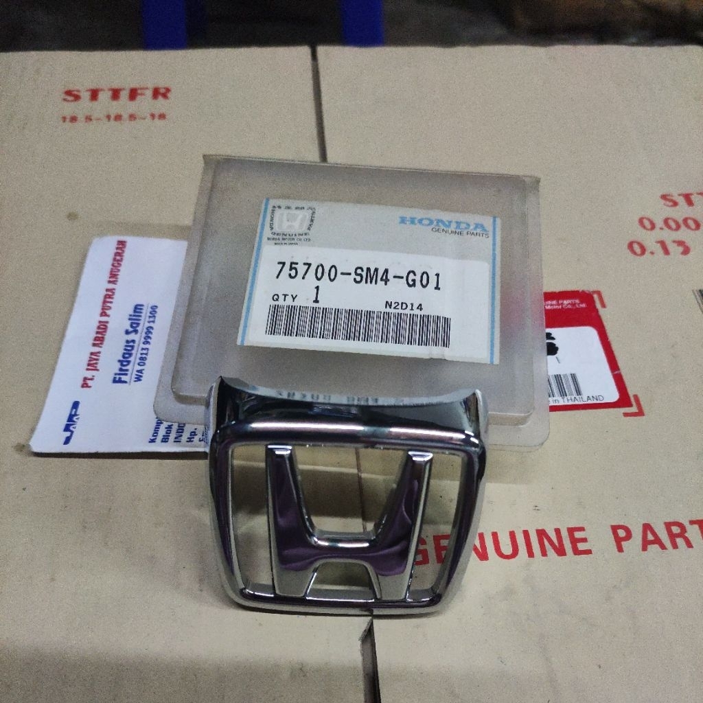 75700 SM4 G01, emblem logo grille depan H Honda accord maestro sm4 1990 1991