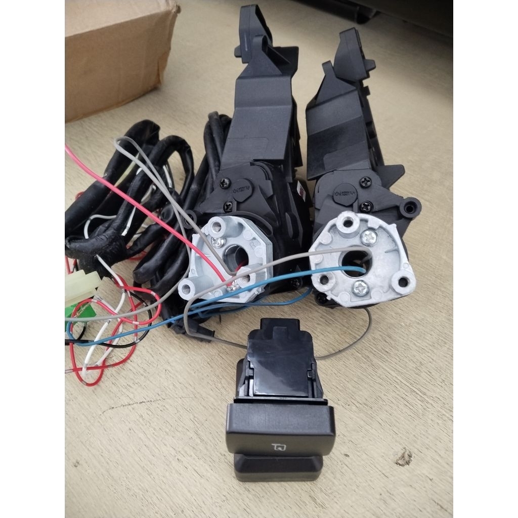 RETRACT spion mobilio