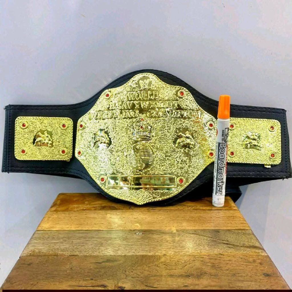 aksesoris props cosplay wrestling wwe belt sabuk smack down wwe figure champ Skala 1:1 Bisa dipakai 