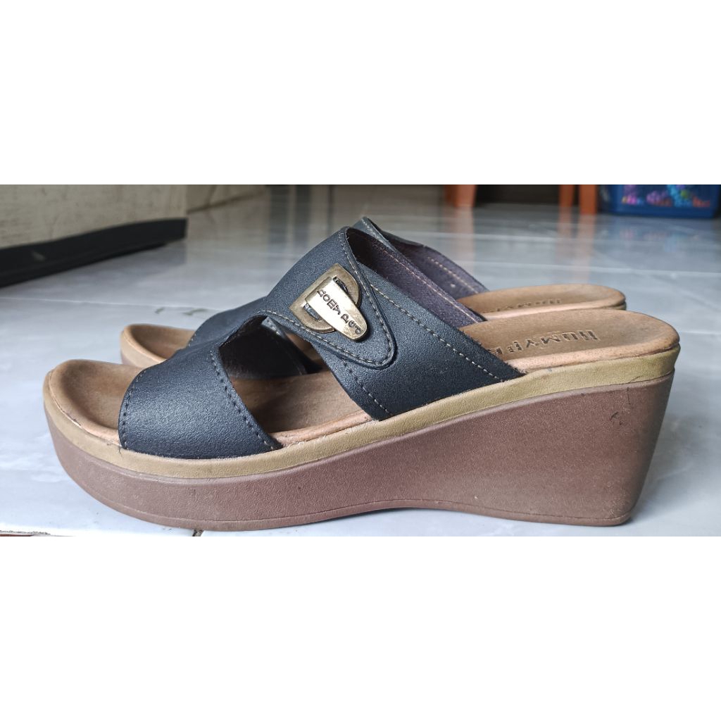 Sandal wanita Homy Ped size 38