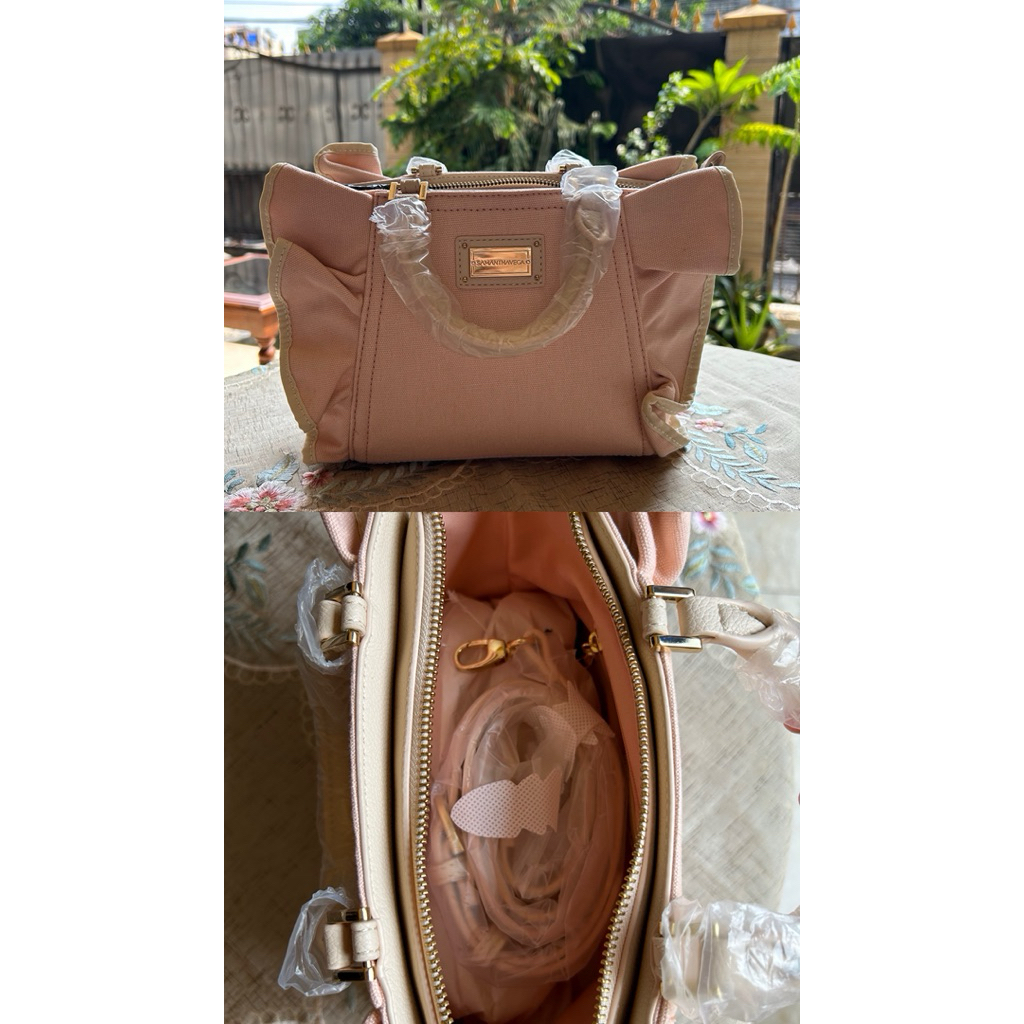 Samantha Vega Ruffled Ribbon Handbag