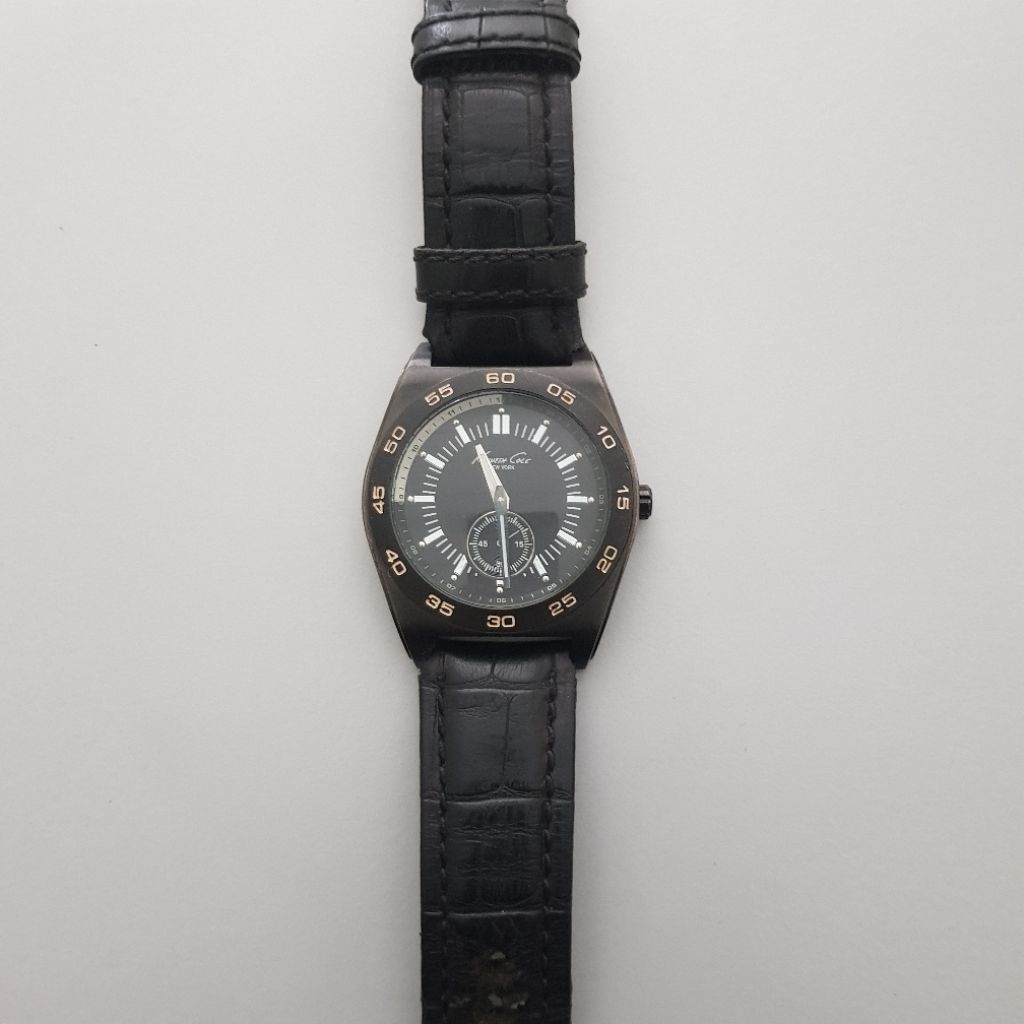 Jam Kenneth Cole Reaction