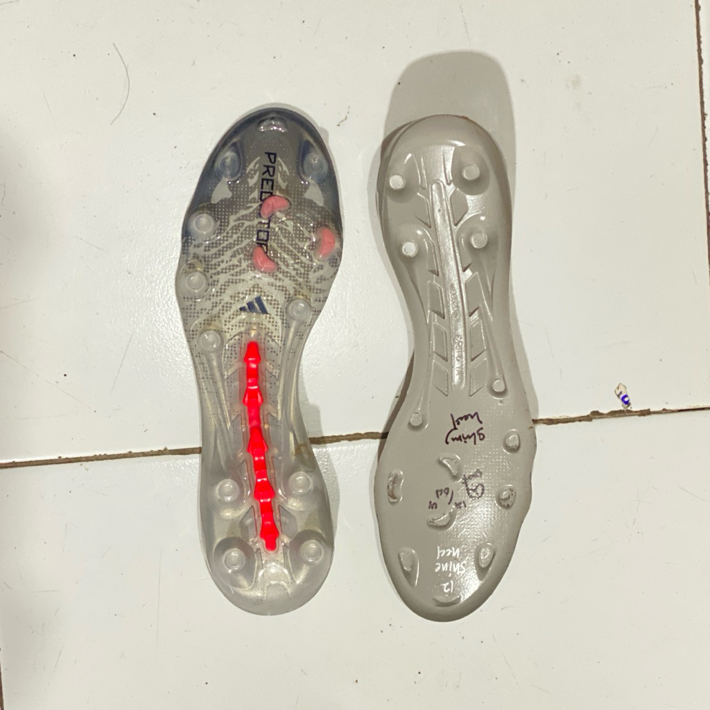 (mangkok) outsole ori Sepatu bola adds ss26 terbaru stut triangle