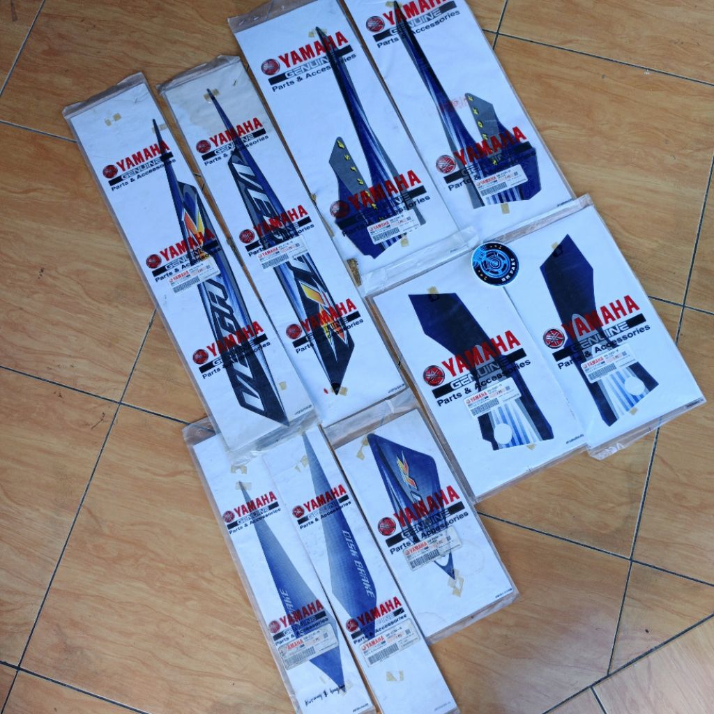 Striping Graphic Sticker Stripe Yamaha Vega R New 2006 Biru Original fullset