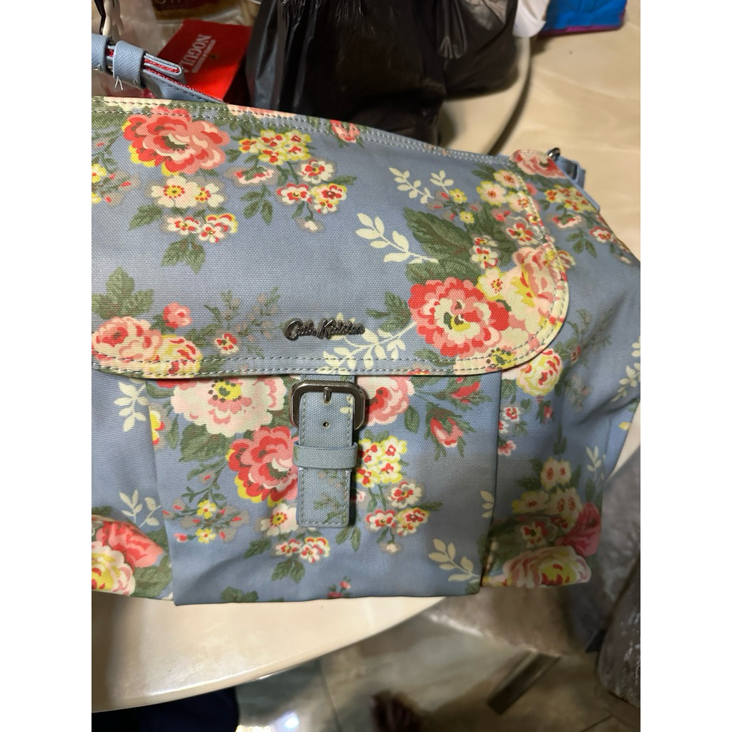 Tas selempang cath kidston blue motif bunga