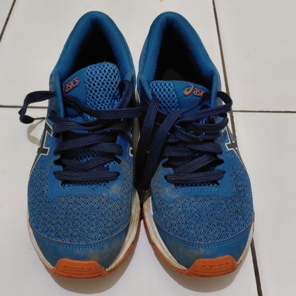 Sepatu ASICS GT 1000 Ukuran 39-40