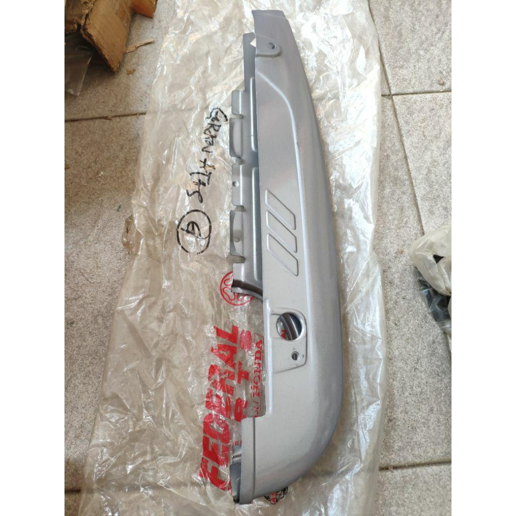 Tutup rantai Original Honda Astrea Grand Abu abu