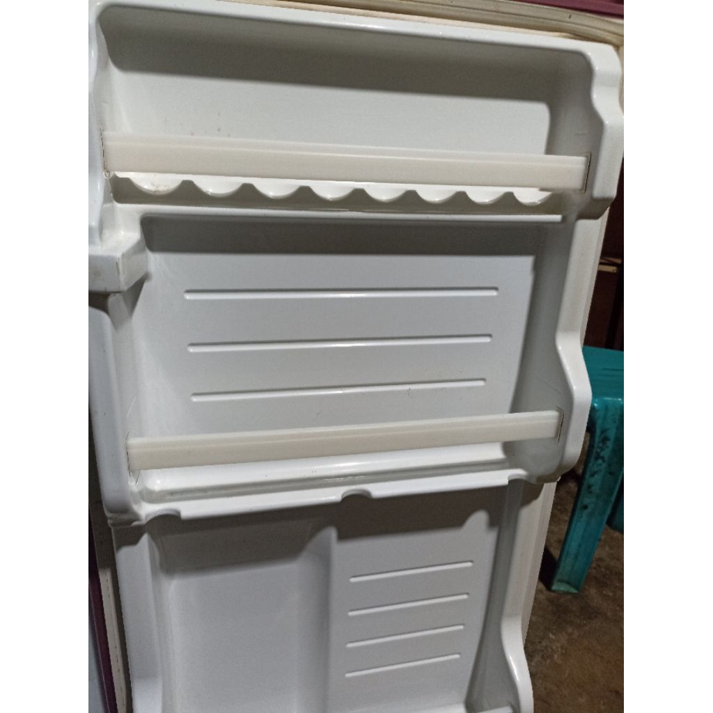 Rak pintu kulkas Sharp mini
