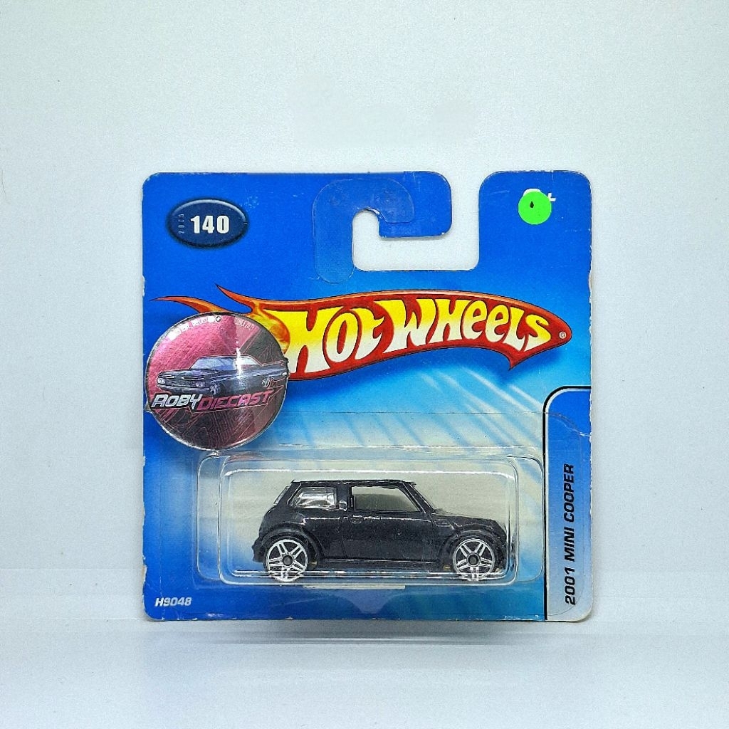 Hot Wheels 2001 Mini Cooper Black Shortcard