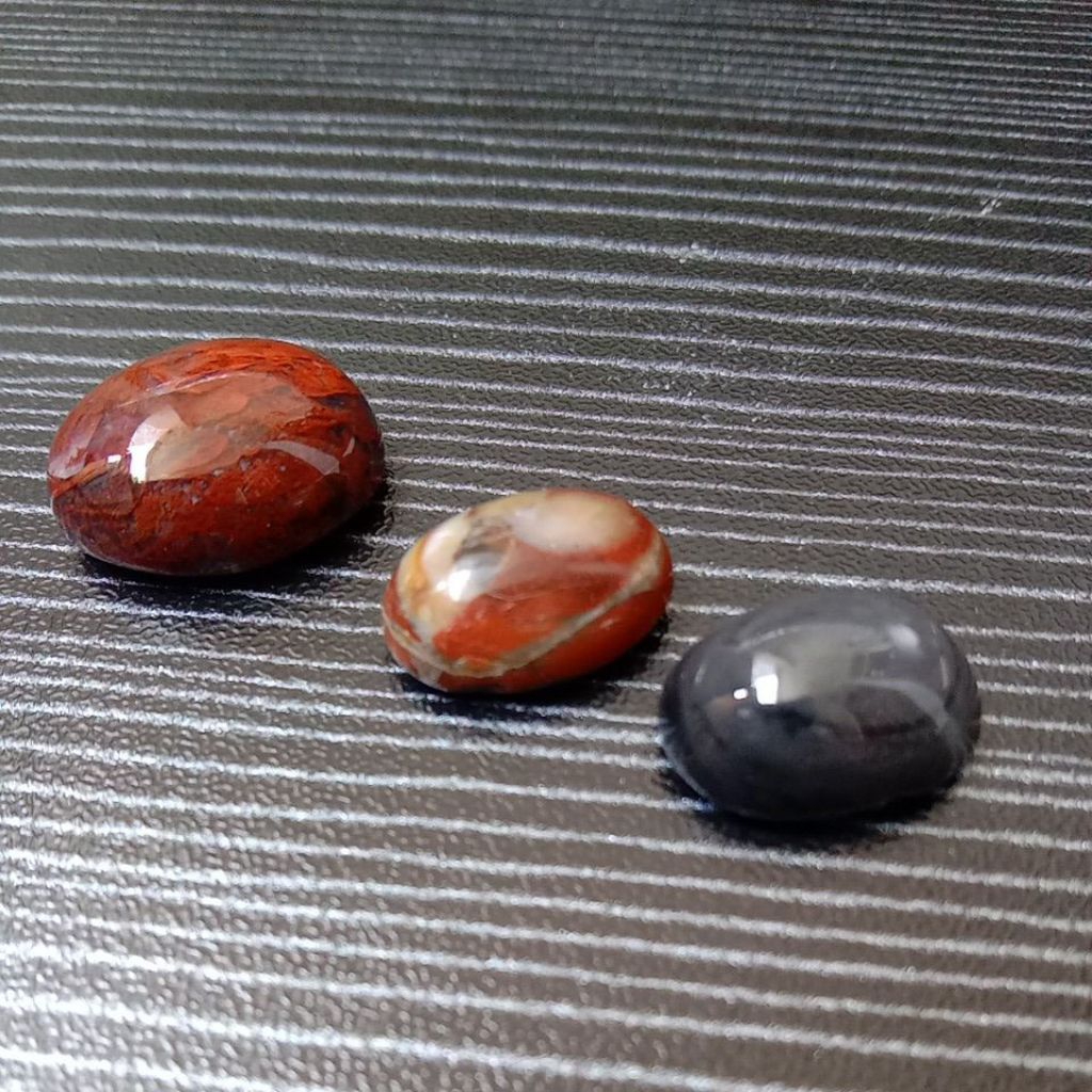 Batu Akik Lumut merah/puser bumi/Akik motif Garut