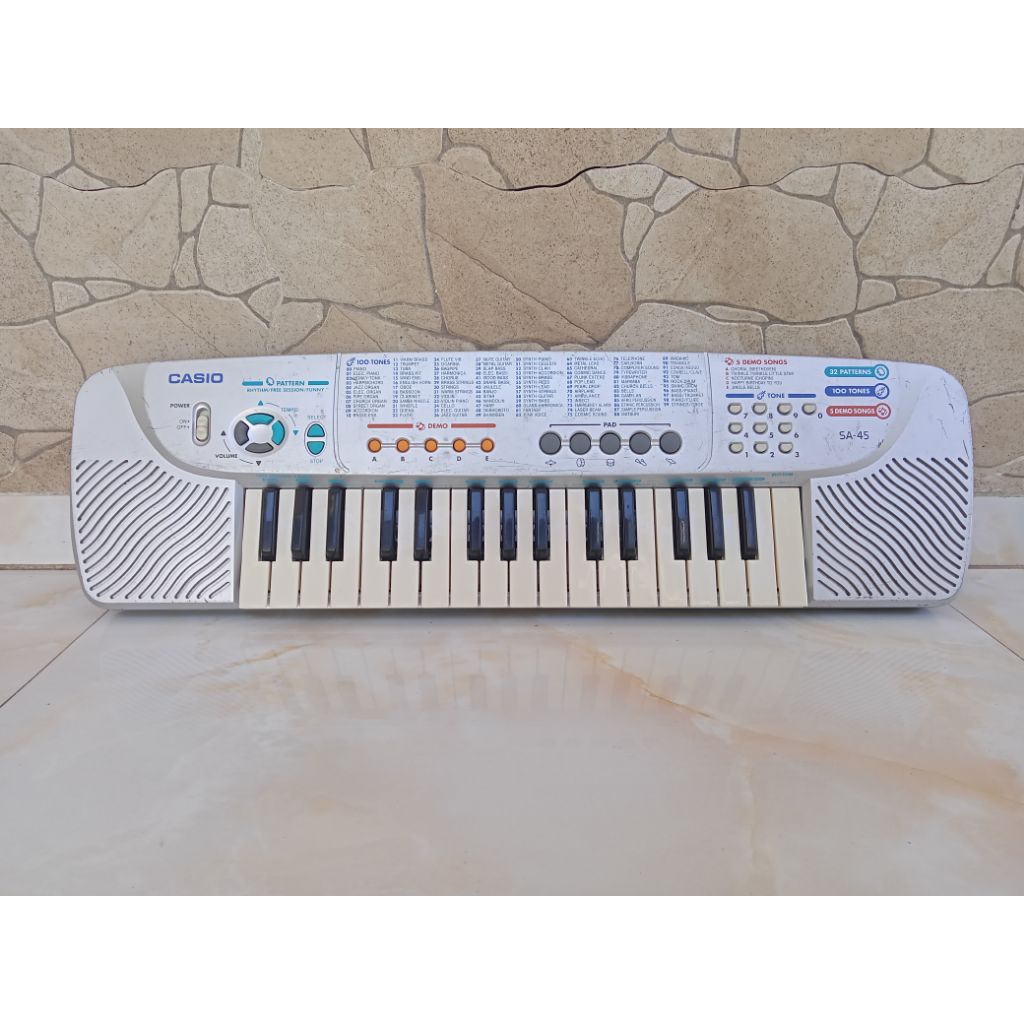 Piano CASIO SA45