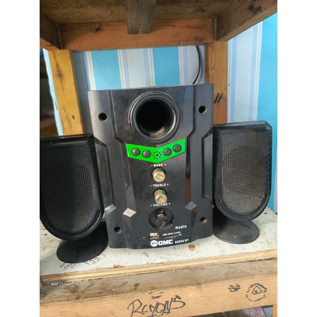 Salon aktiv bluetooth GMC