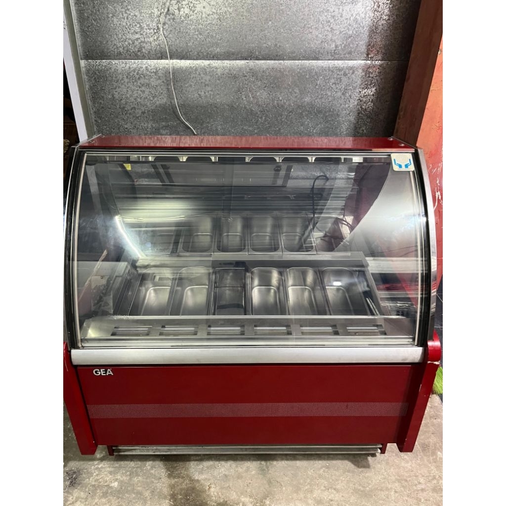 Gelato showcase Gea sunny-12 second