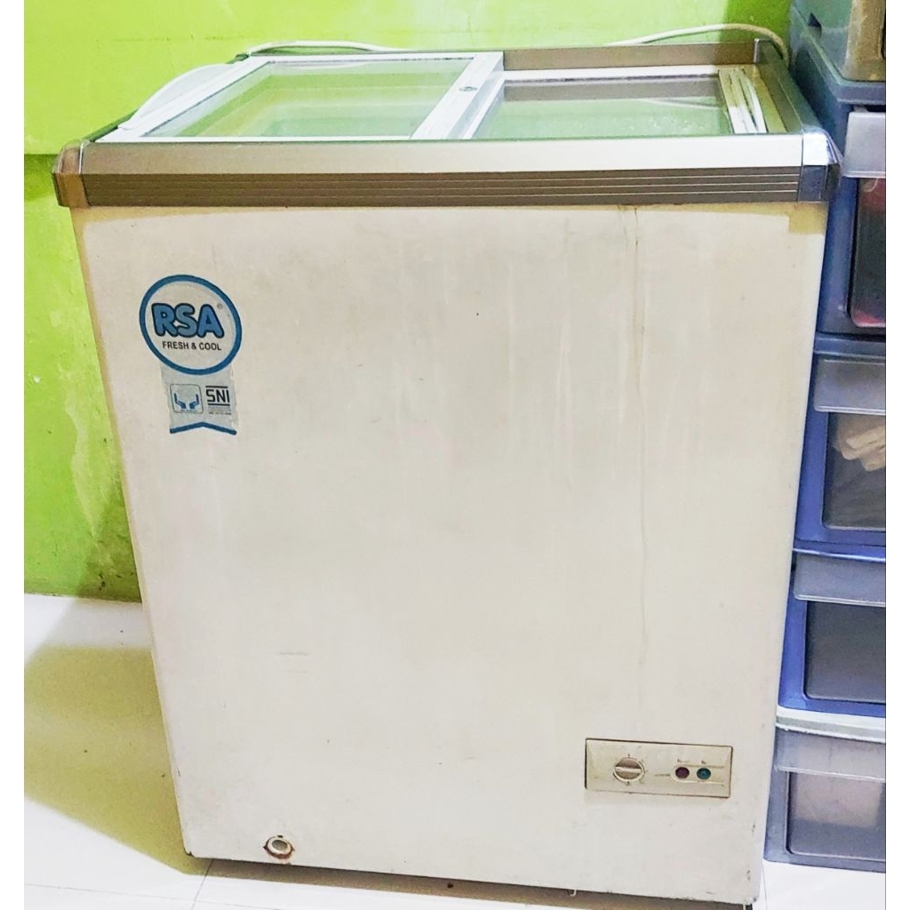 RSA Sliding Chest Freezer 100 Liter Second tapi terawat dijamin bagus