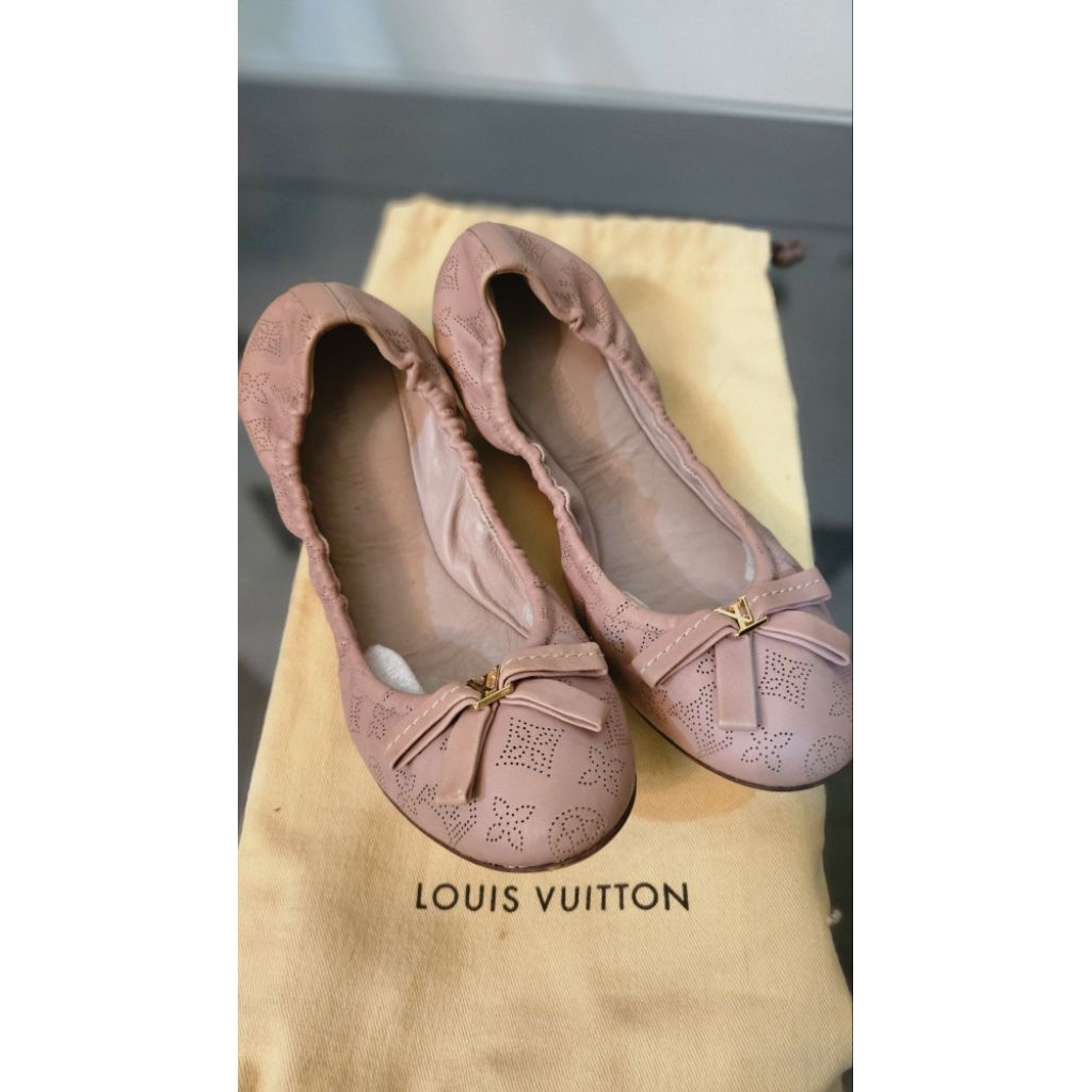 Louis Vuitton Pink Monogram Mahina Leather Ballet Flats | Sepatu Wanita Flat Shoes Louis Vuitton