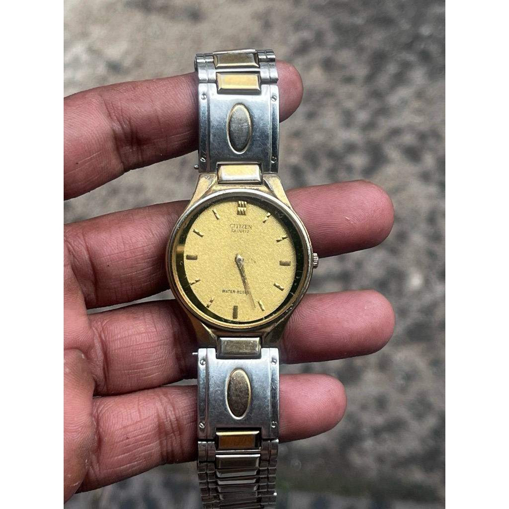 Jam Tangan Vintage Citizen Quartz 1022-D01476 Gold Dial Original Japan