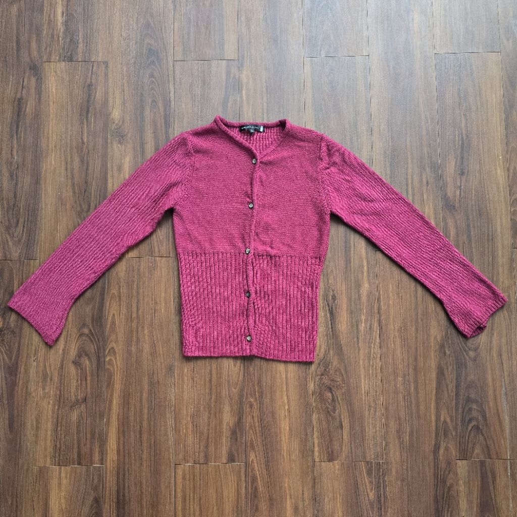Preloved Cardigan Wanita NOIR SUR BLANC