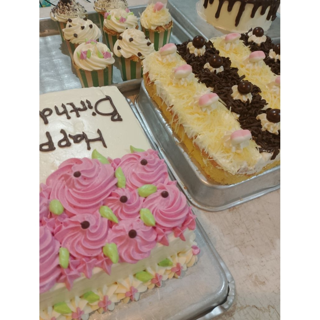 Cakes 500 Gr (Happy Birtday , universary dll.)