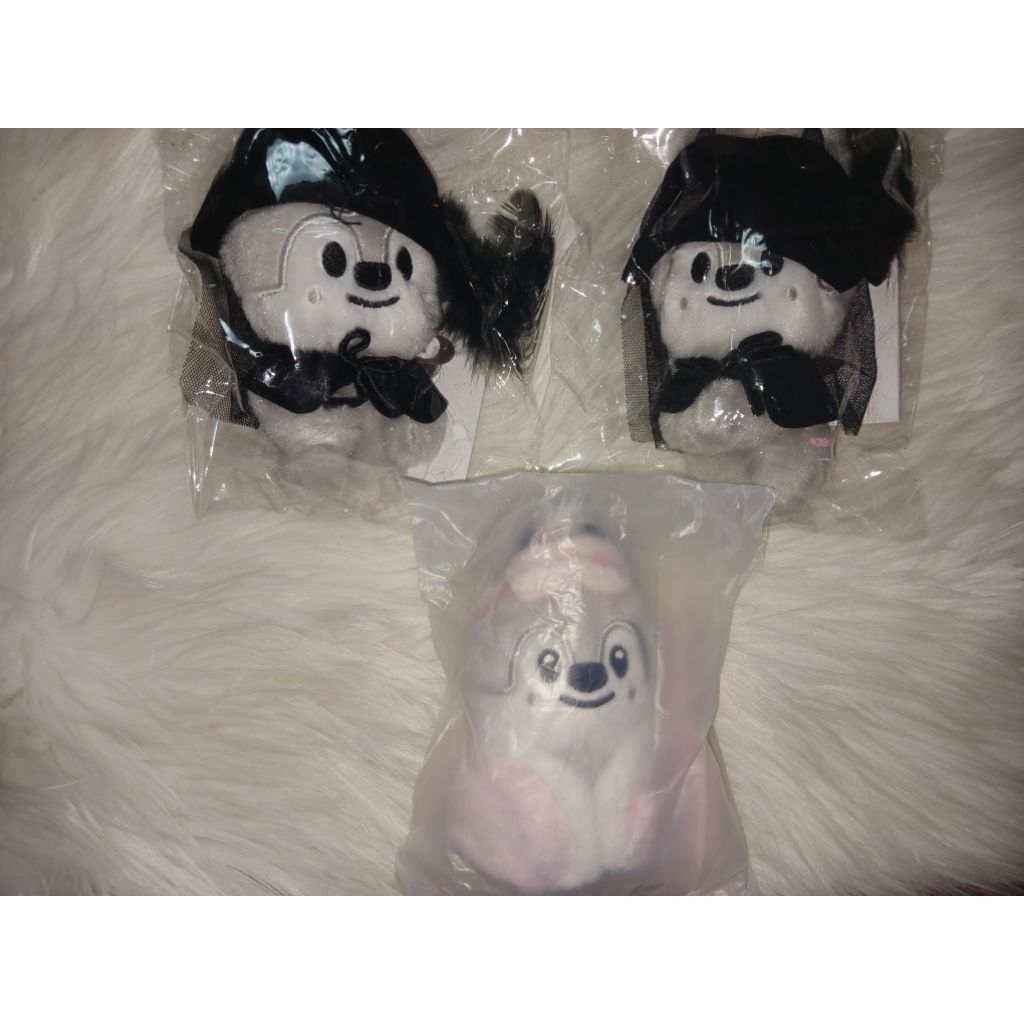 [Ready] Skzoo Wolfchan 10 cm Fanmeet, Magnet Plush Costume Md Do It