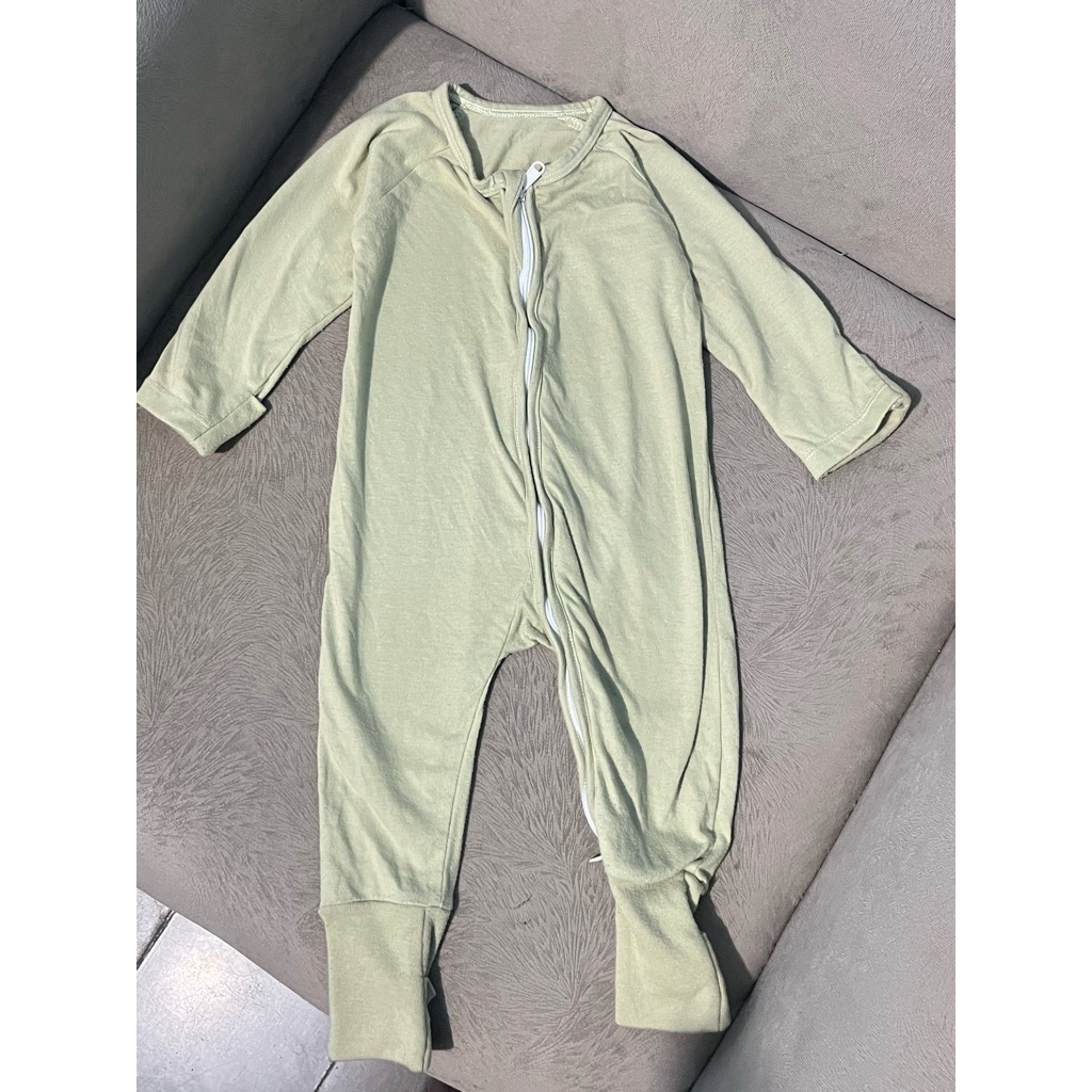 (PRELOVED) Sleepsuit Baju Bayi Perempuan Bonbinzoo 6-12m