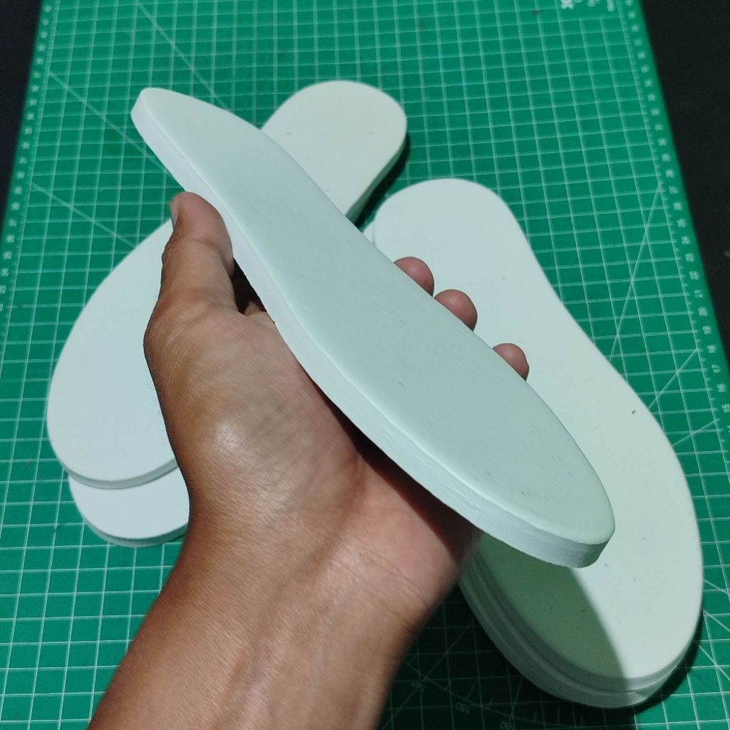 insole sepatu alas sepatu tebal 8 mili alas sepatu