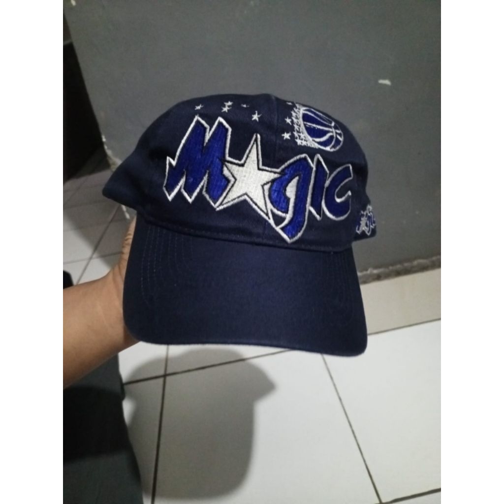 topi vintage magic Orlando